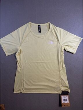 The North Face Women's Sunriser Short Sleeve Tee Small